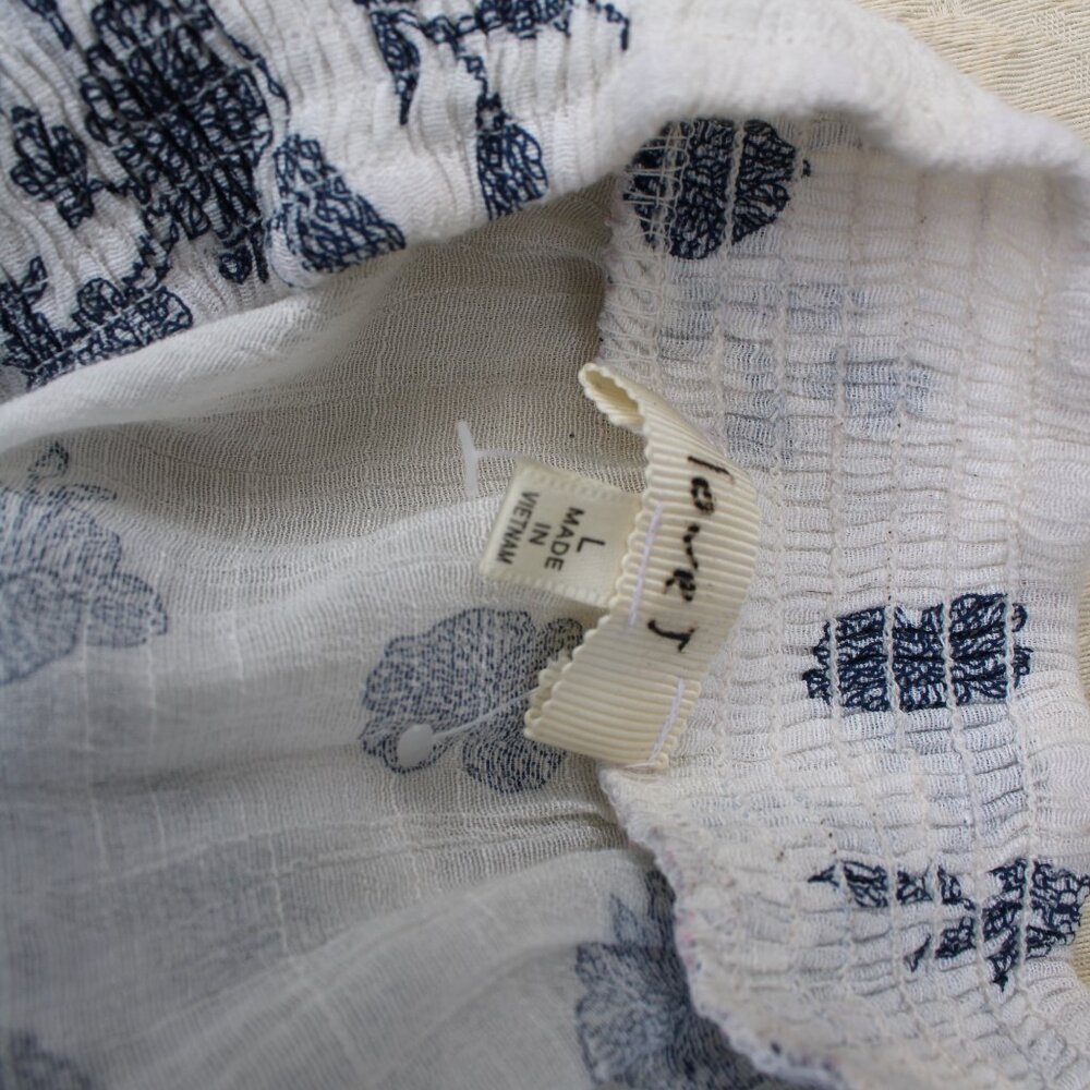 Loft Ann Taylor White Floral Boho Peasant Blouse Lace Hem Size L - Picture 4 of 4